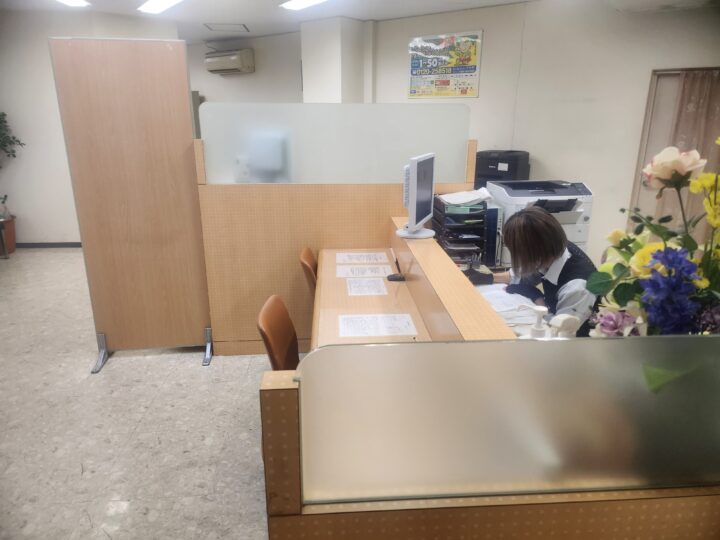 クレジットプラザ　店内